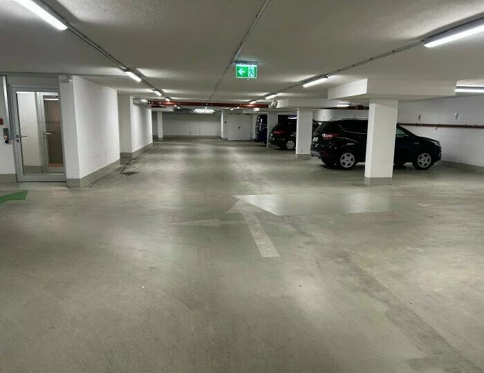 Parkadler Tiefgarage – Foto 2