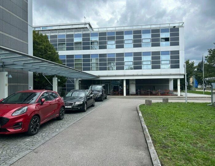 Parkadler Tiefgarage – Foto 5